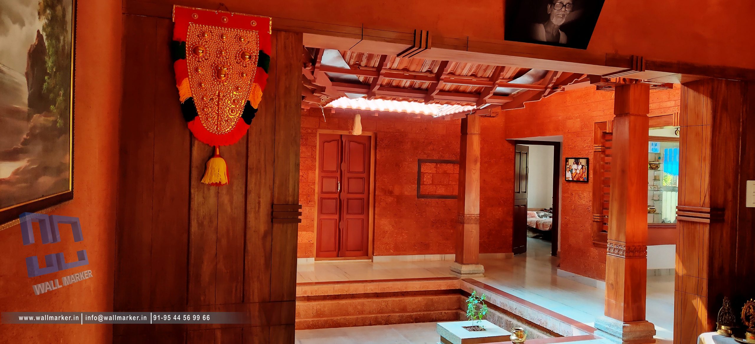 Featured image of post Kerala Traditional Home Interior Design : 2692 square feet double floor traditional home design.